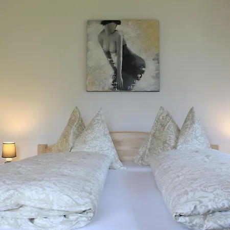 Apartmentshaus Dual -1