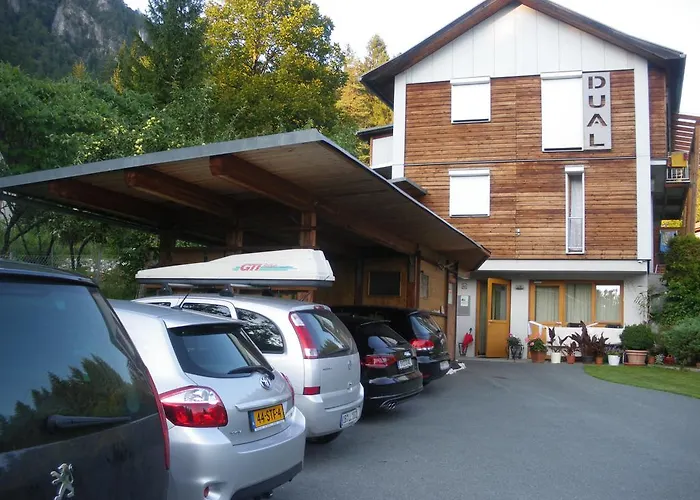 Dualhaus بريسيغ