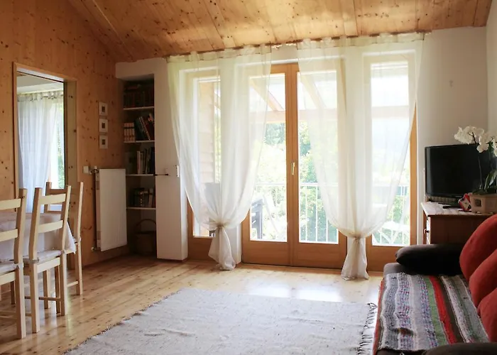 Dualhaus شقة بريسيغ