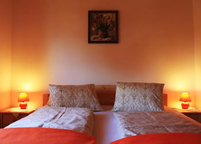 Dualhaus شقة بريسيغ